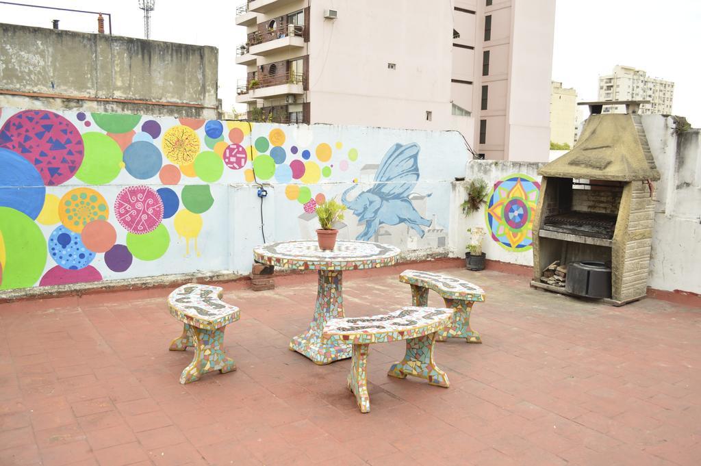 VI Luz Y Entre Hostel بوينس آيرس المظهر الخارجي الصورة