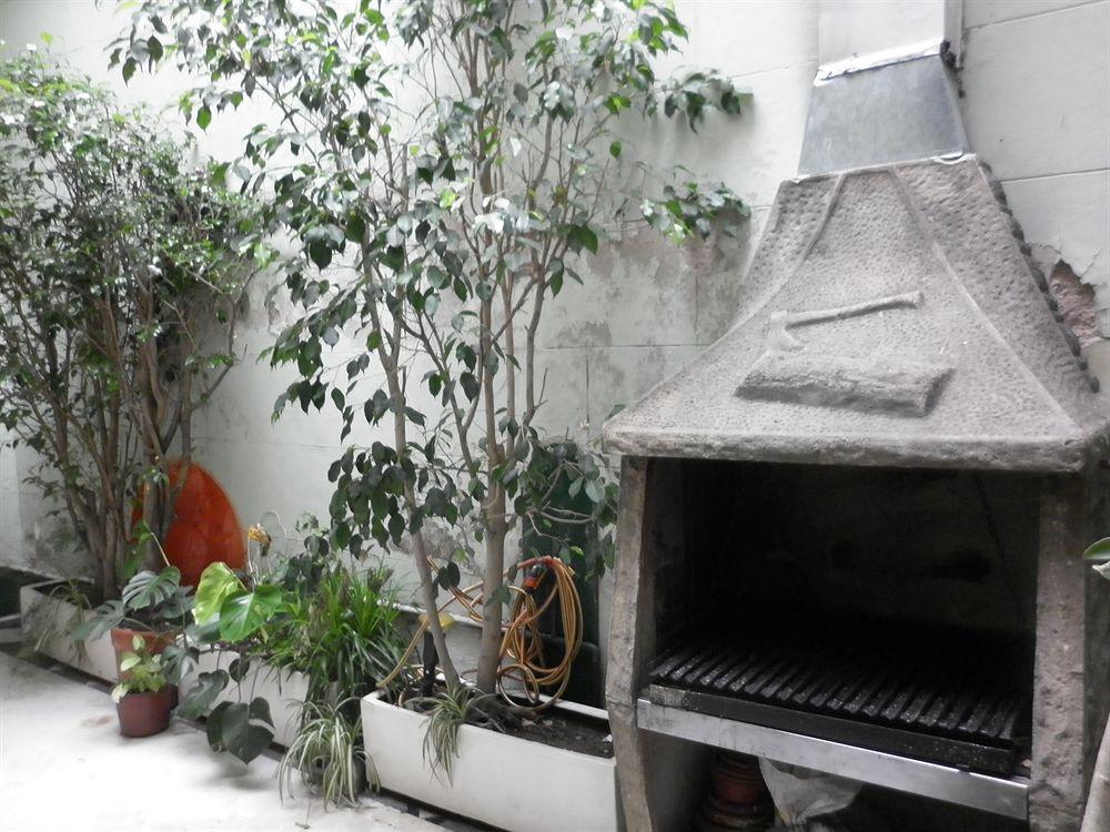 VI Luz Y Entre Hostel بوينس آيرس المظهر الخارجي الصورة