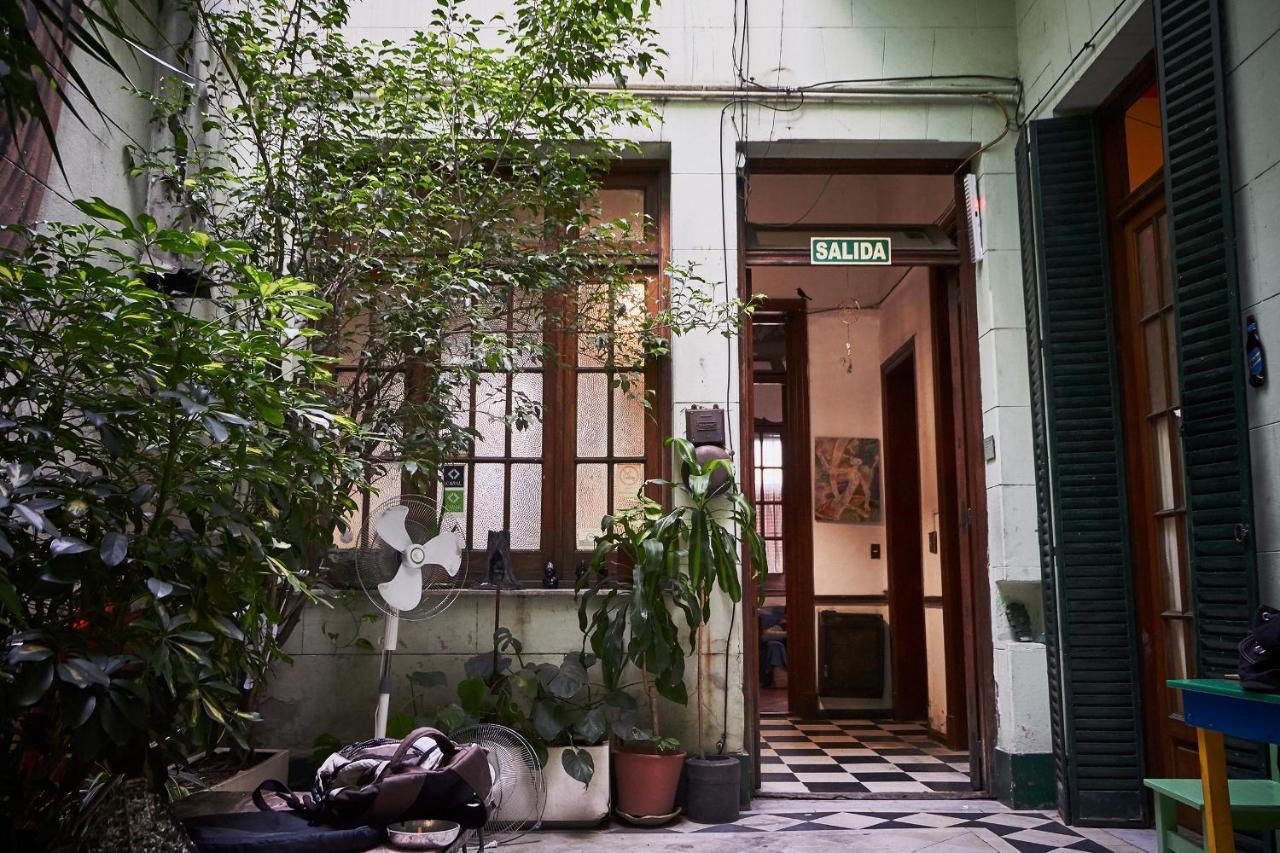 VI Luz Y Entre Hostel بوينس آيرس المظهر الخارجي الصورة